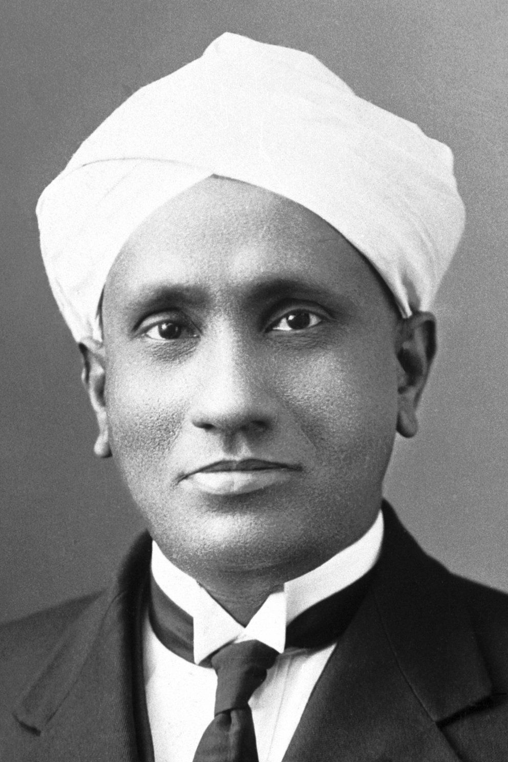 Chandrashekhara Venkata Raman – The Genius Who Unveiled the Secrets of Light