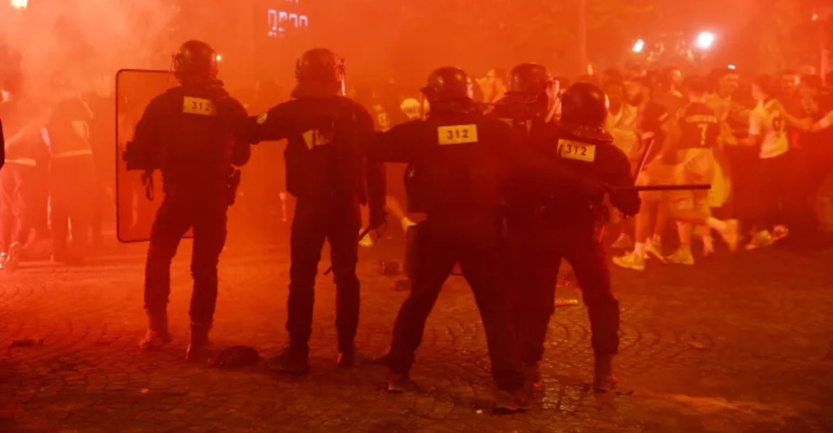 Deadly Riots Break Out After PSG Victory in Paris