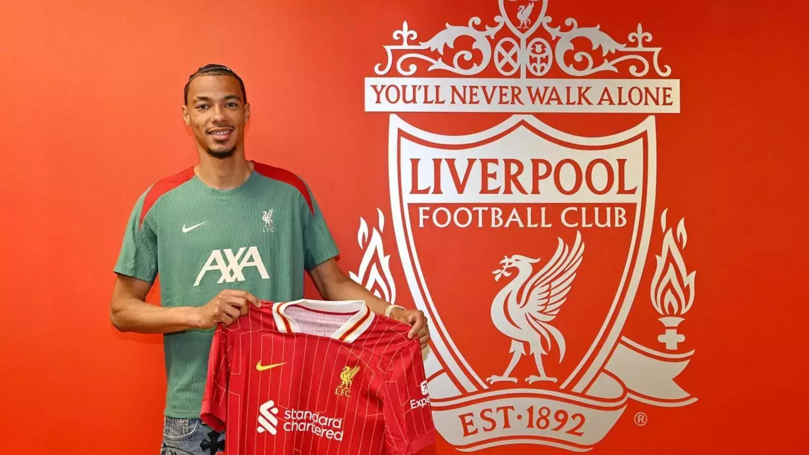 Liverpool Signs Hugo Ekitike – A New Striker Joins the Reds