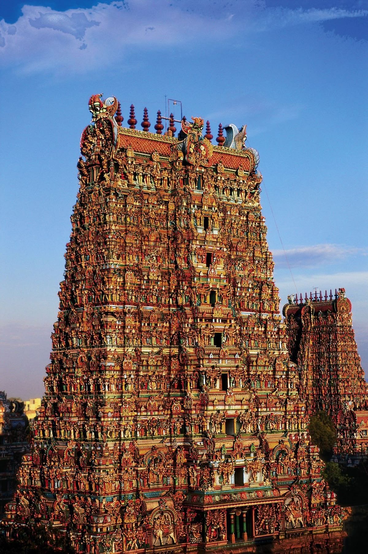 Unveiling the Secrets of Madurai’s Meenakshi Temple