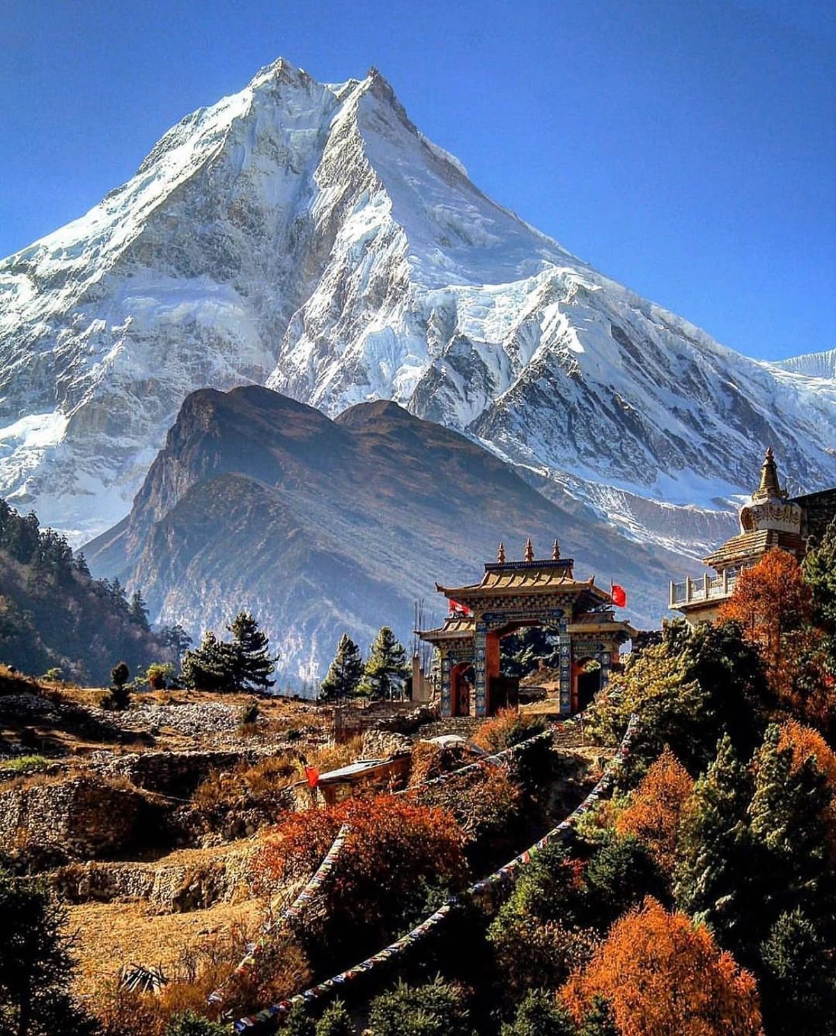 Nepal – Love, Mountains, and Traditions